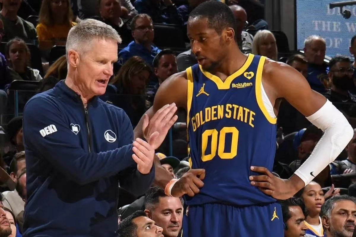 爱游戏-包含赛后NBA季后赛焦点战,夏洛特黄蜂调整名单,更衣室稳定,轮换策略成焦点的词条